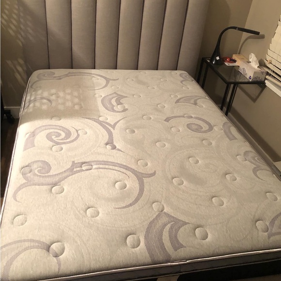 FULL SIZE BED AND MATTRESS - Picture 1 of 3